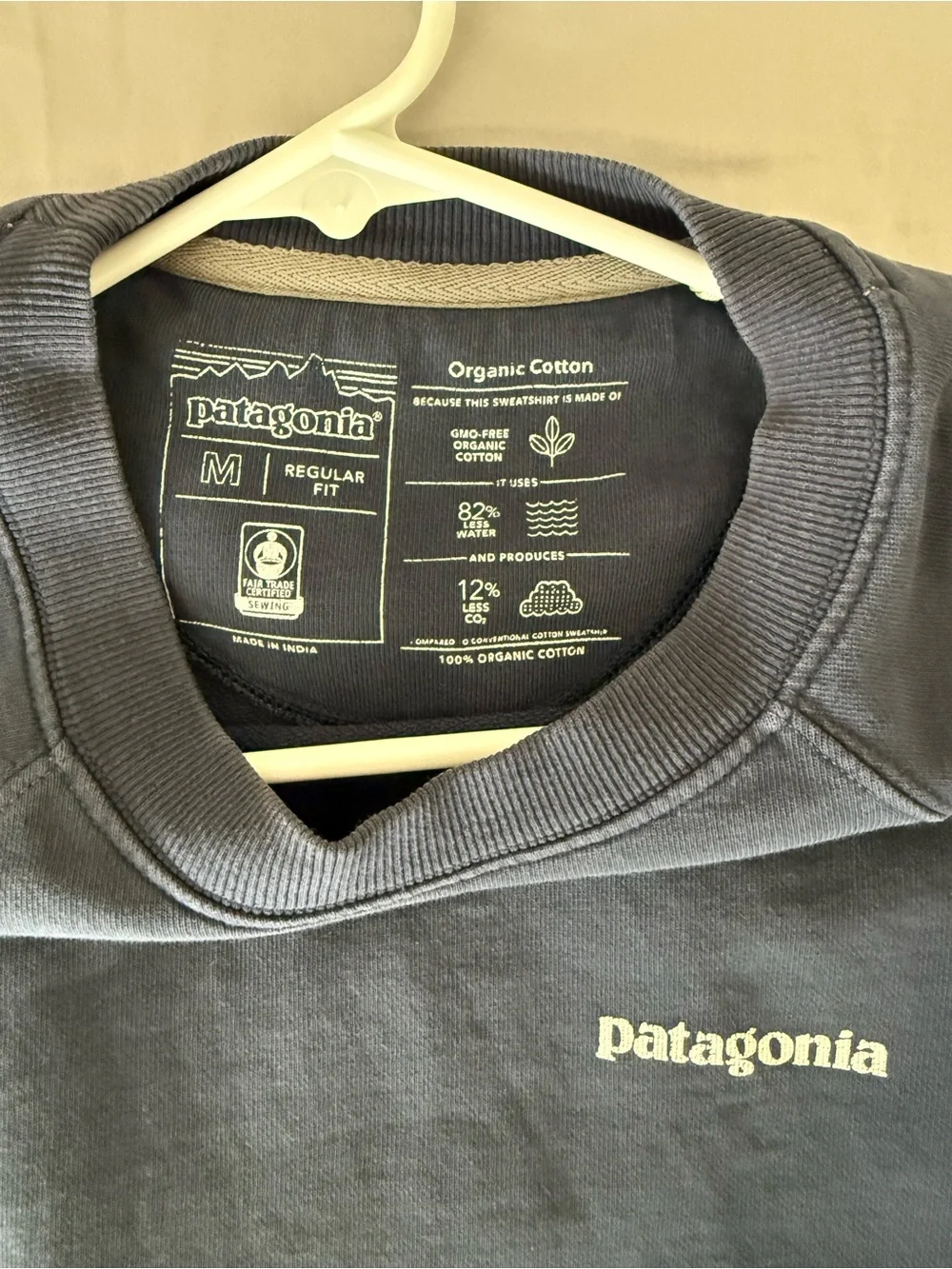 Patagonia Men's Crewneck Sweatshirt in Navy Blue